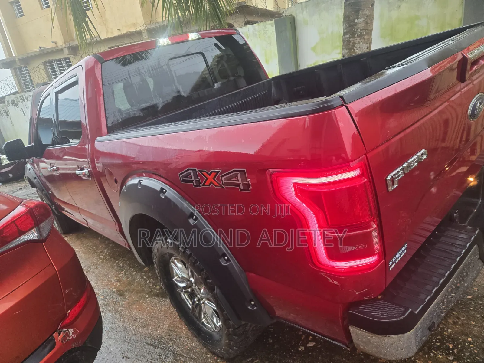 Ford F-150 Lariat 4dr SuperCrew 5.5 ft. SB (2.7L 6cyl Turbo 6A) 2015