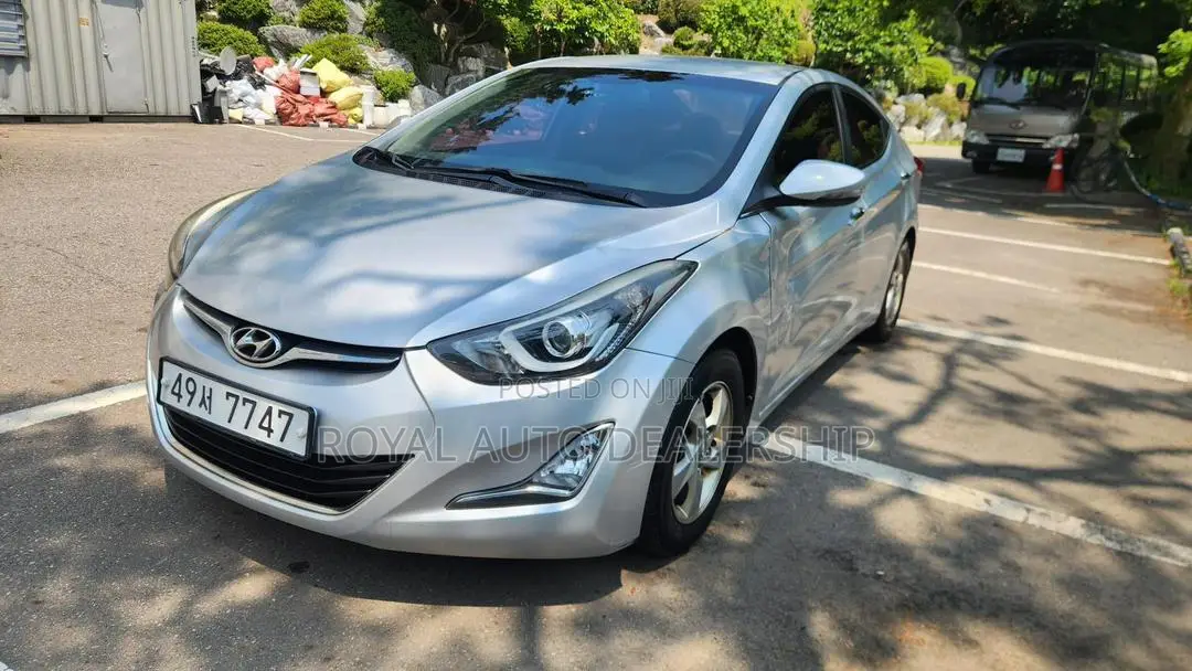 Hyundai Avante 2014 Gray