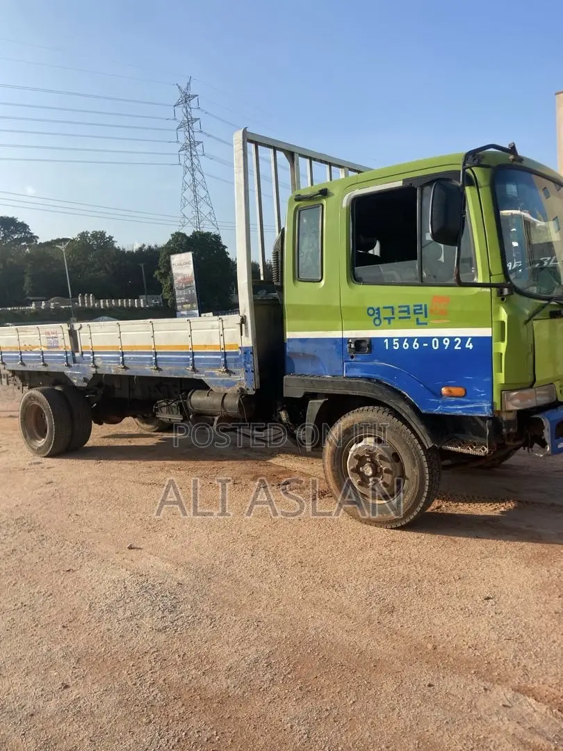 Hyundai 5 Ton