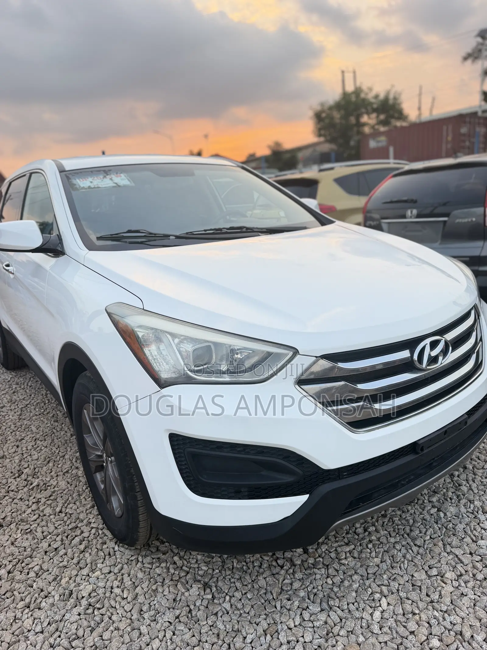 Hyundai Santa Fe 2014 White
