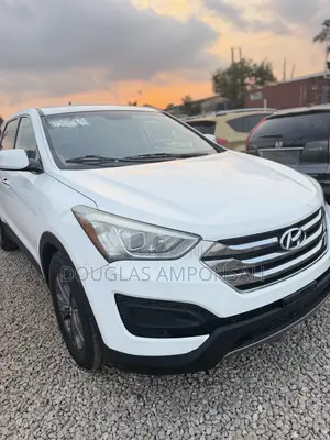 Hyundai Santa Fe 2014 White