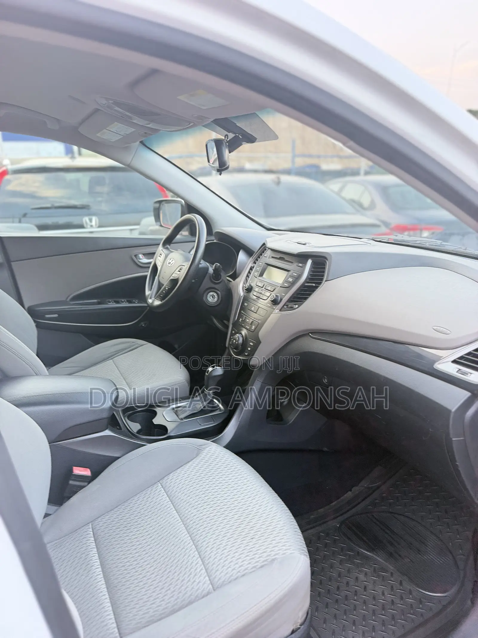 Hyundai Santa Fe 2014 White