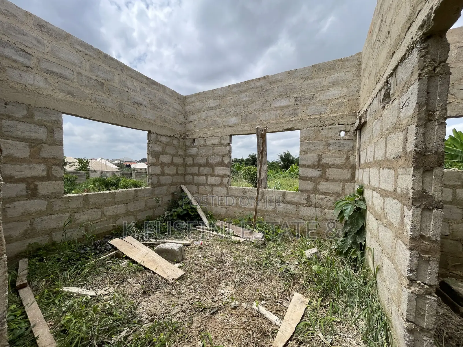 3 Bedrooms House For Sale At Kenyasi Adwumam