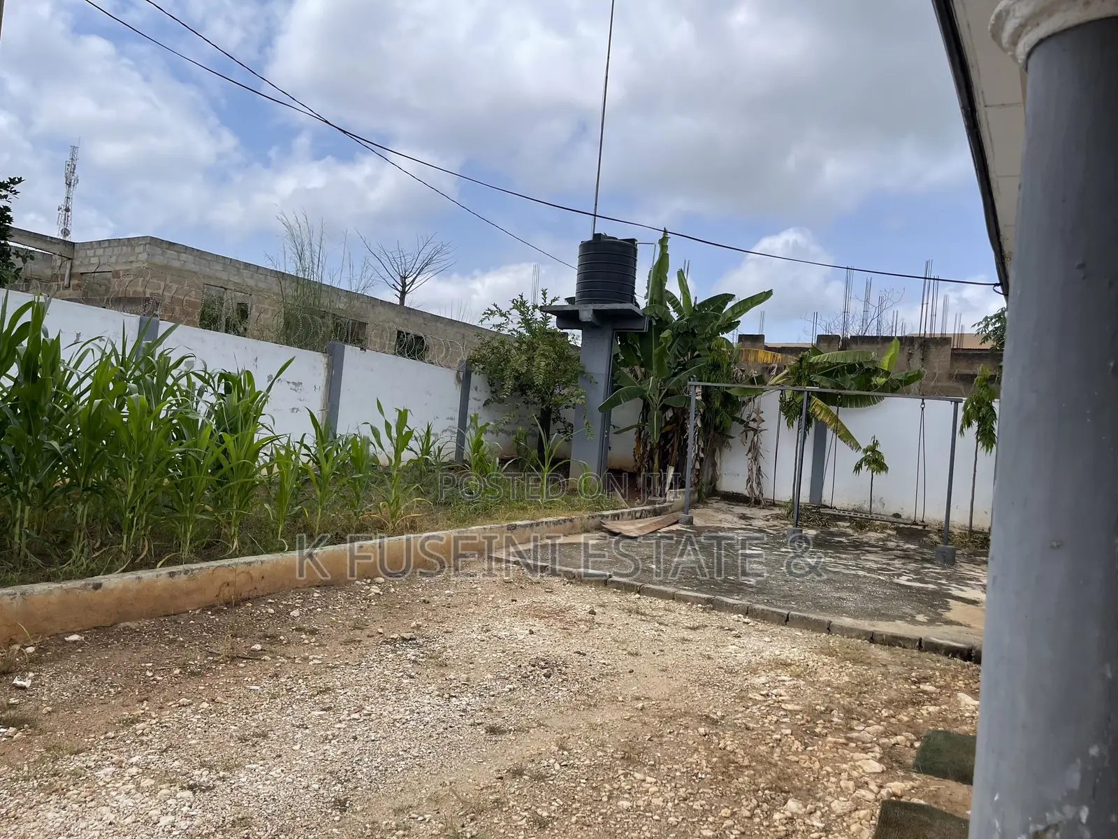 6bdrm House in K Fuseini Estate, Kumasi Metropolitan for sale