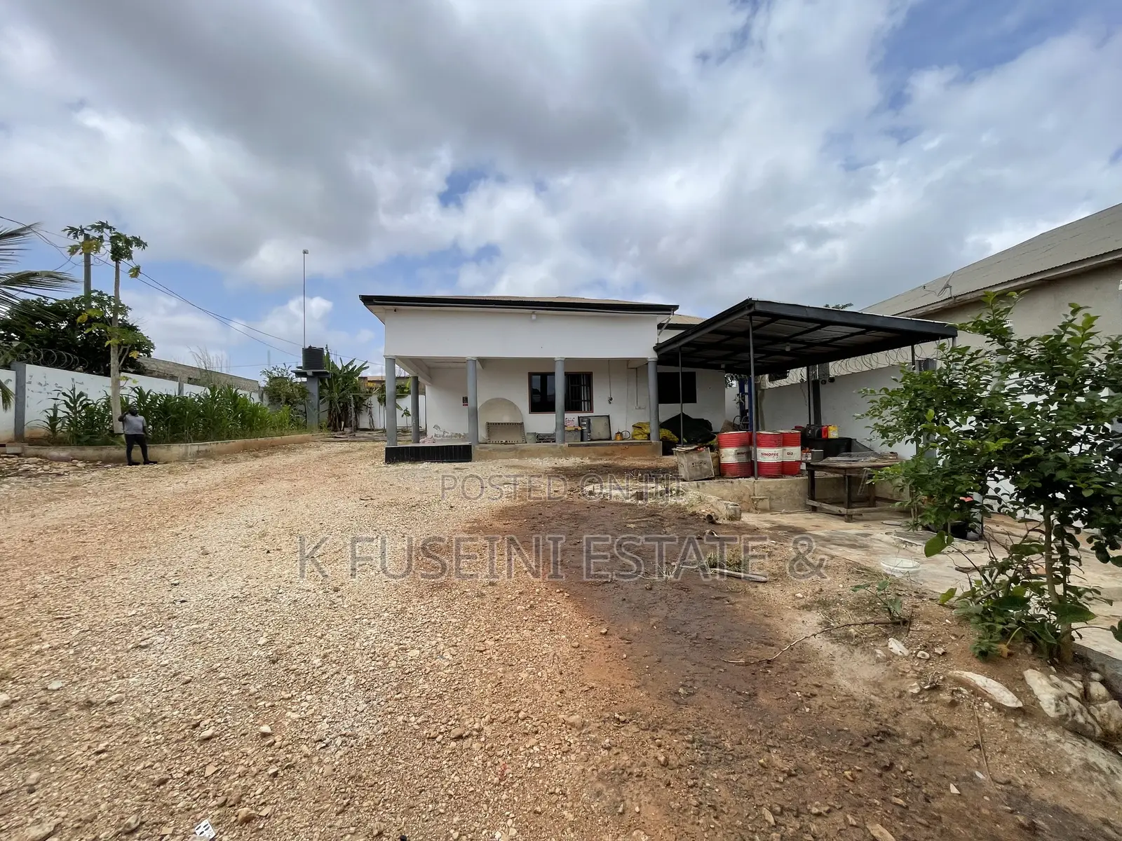 6bdrm House in K Fuseini Estate, Kumasi Metropolitan for sale