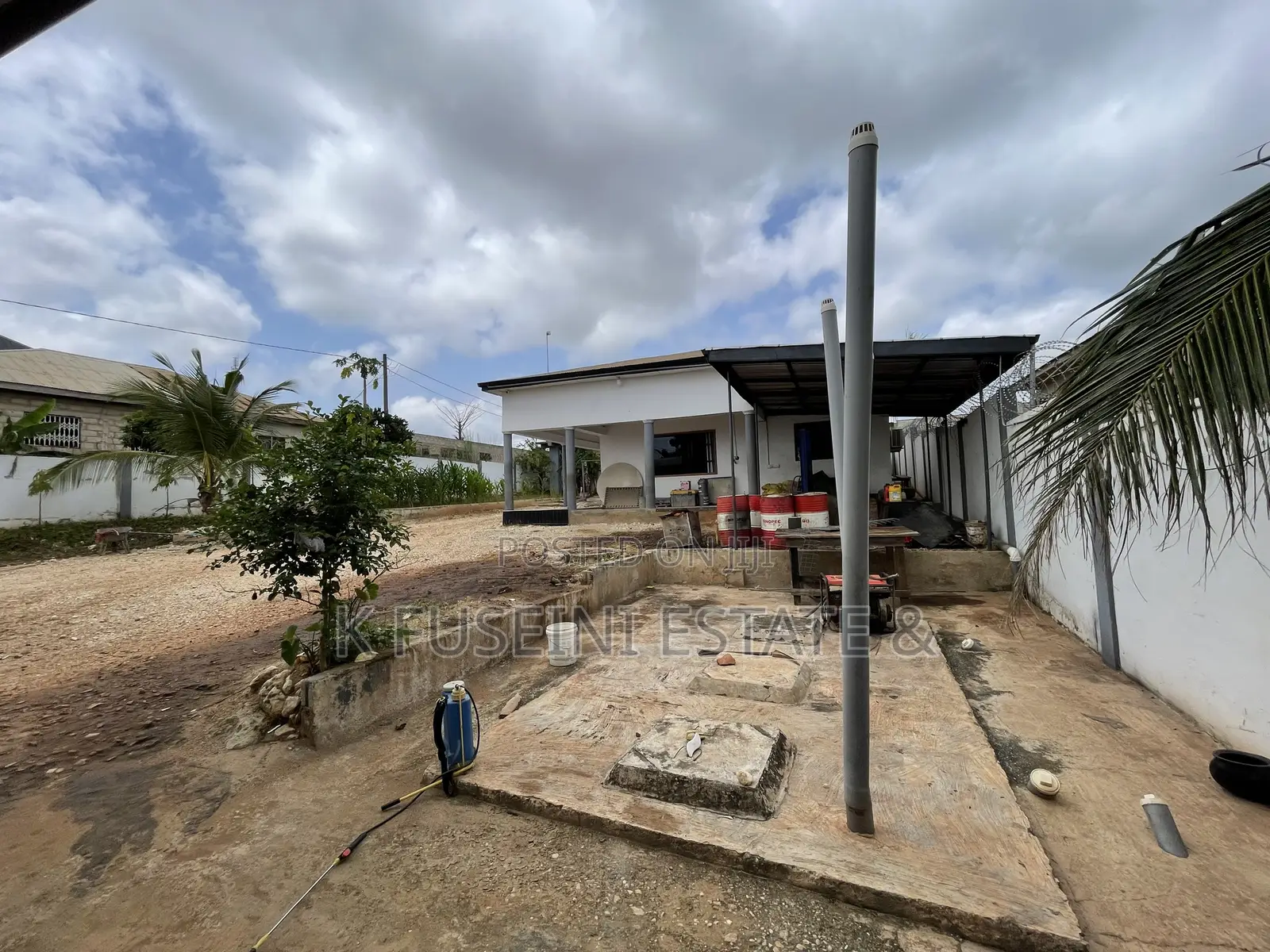 6bdrm House in K Fuseini Estate, Kumasi Metropolitan for sale