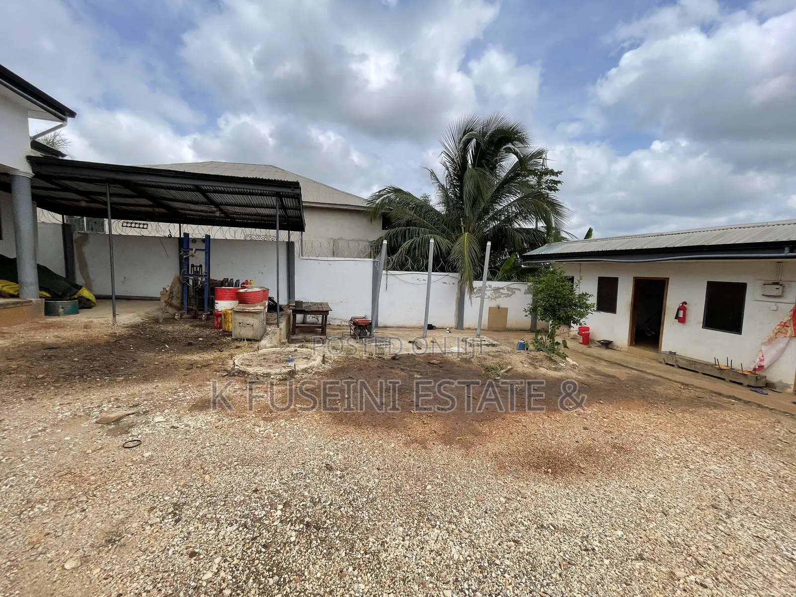 6bdrm House in K Fuseini Estate, Kumasi Metropolitan for sale