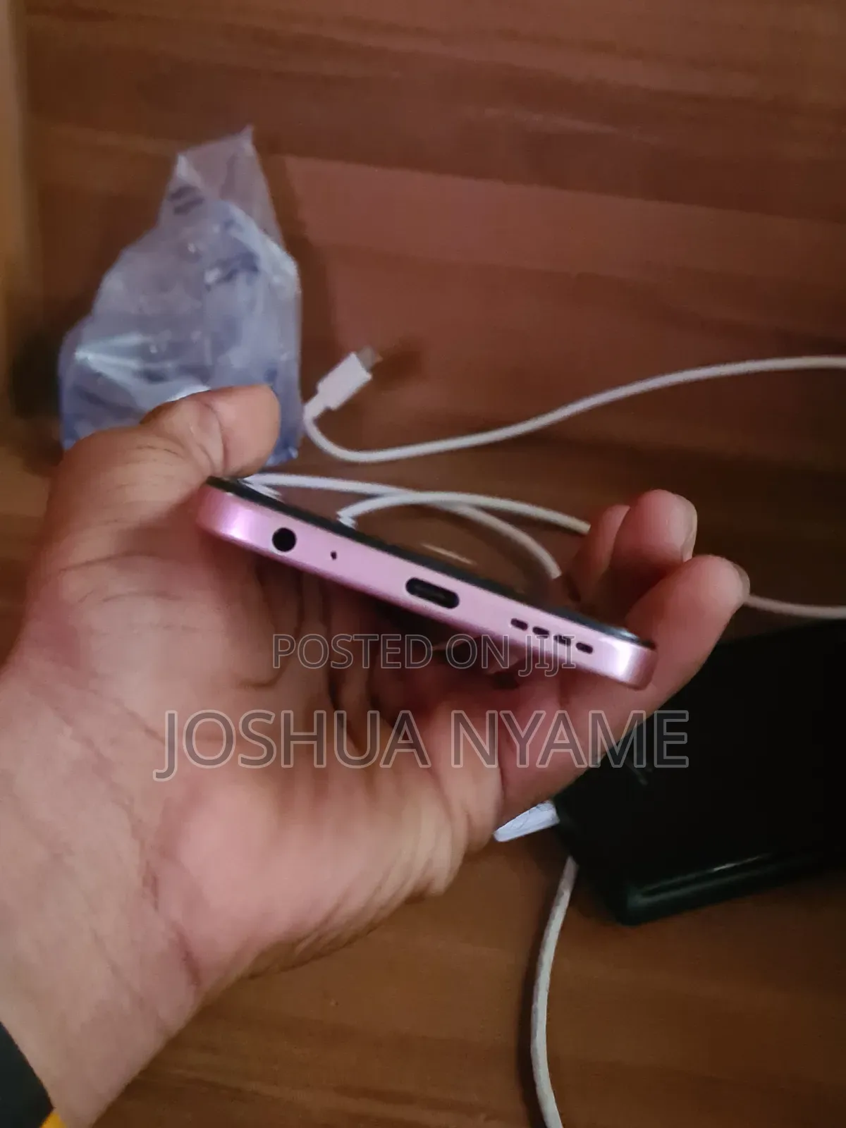 Infinix Hot 60i 128 GB Pink