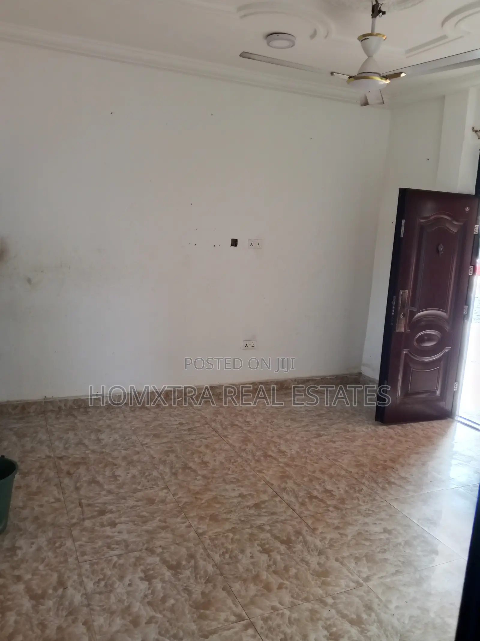 2bdrm Apartment in Homxtra Real Estates, Last Stop for rent