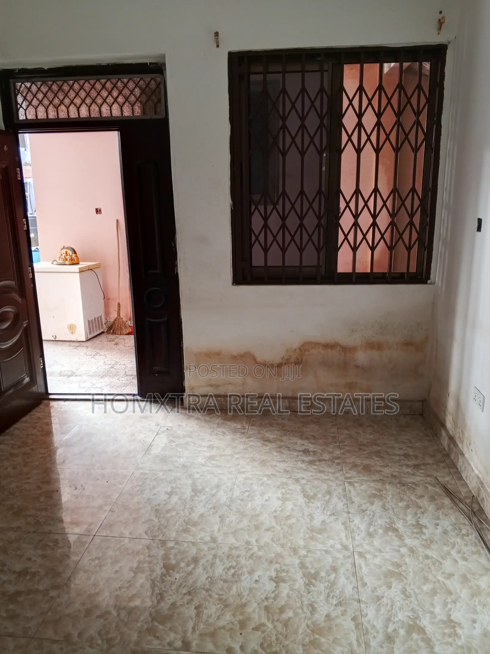 2bdrm Apartment in Homxtra Real Estates, Last Stop for rent