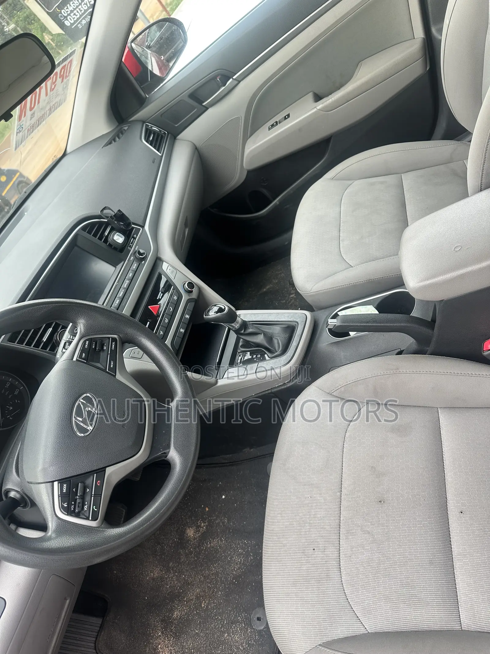 Hyundai Elantra ECO 2018 Red