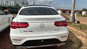 Mercedes-Benz GLC-Class 2019 White