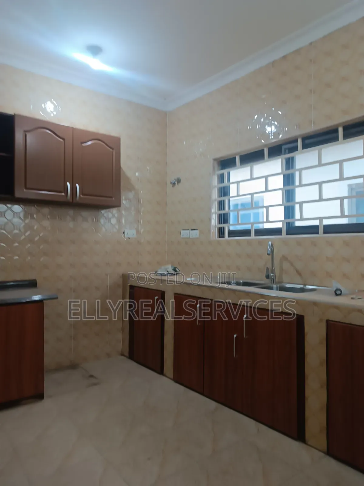 2bdrm Apartment in Ellyrealservices, Pentecost for rent