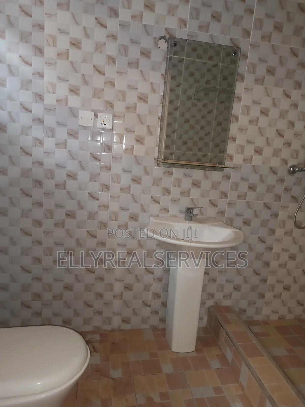 2bdrm Apartment in Ellyrealservices, Pentecost for rent
