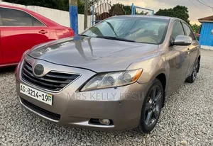 Toyota Camry 2009 Gray