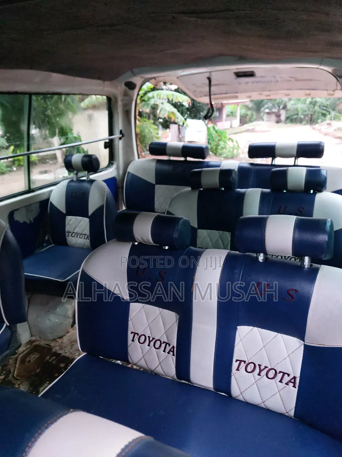 Toyota HiAce 2007 White