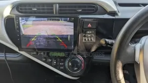 Toyota Aqua RHD Premium Android Screen Apple Carplay