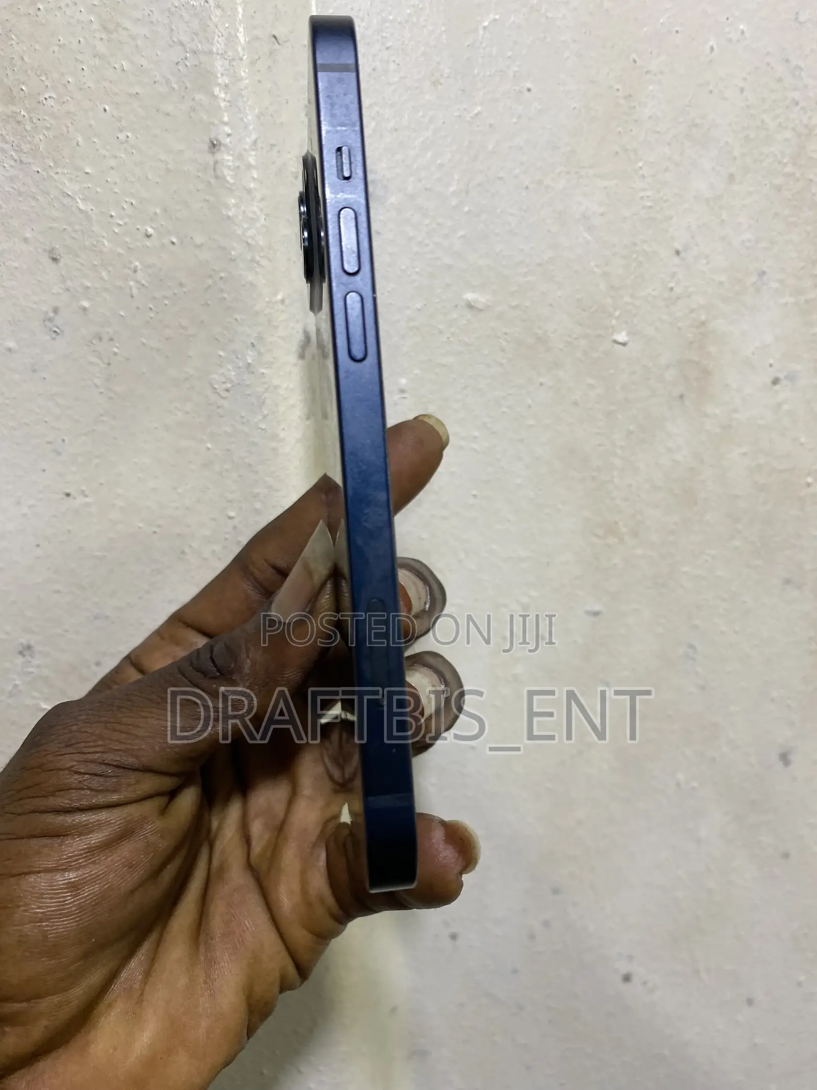 New Apple iPhone 13 128 GB Blue