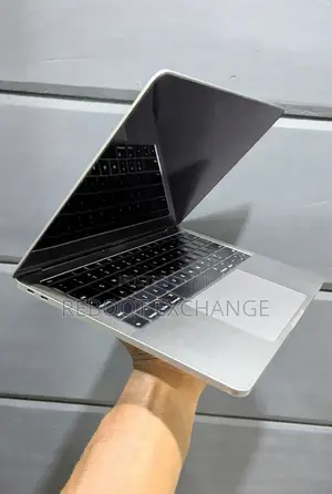 Laptop Apple MacBook 2017 8GB Intel Core i5 SSD 1T