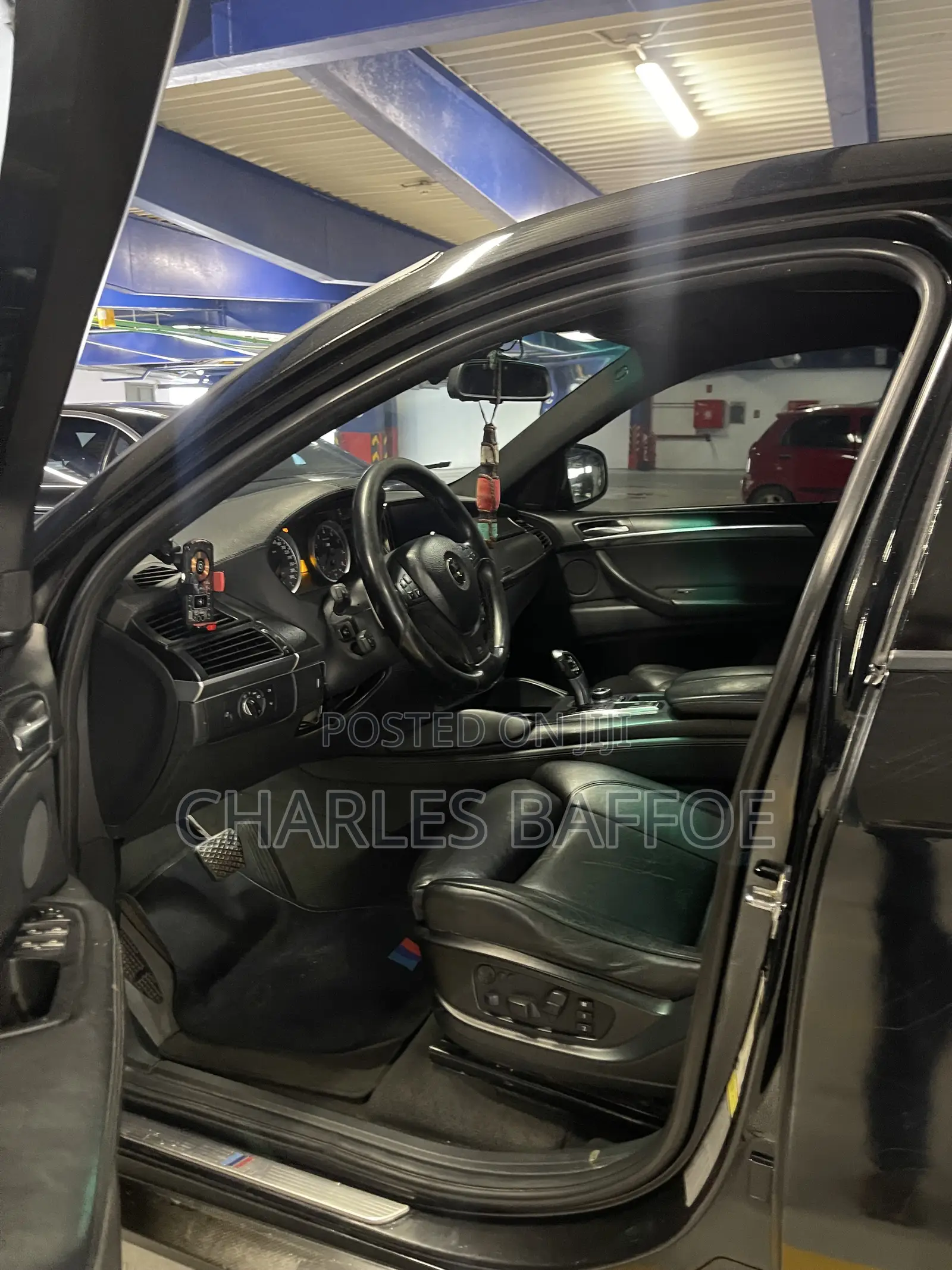 BMW X6 xDrive50i 4x4 Coupe (4.4L 8cyl 8A) 2012 Black