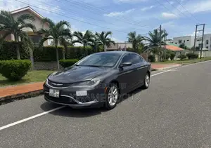 Chrysler 200 Limited 2015 Gray