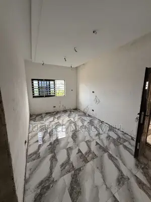 2bdrm Apartment in Mr Justice Estate, Bortiano for rent