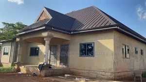 4bdrm House in Fredimens Real, Afigya-Kwabre for sale