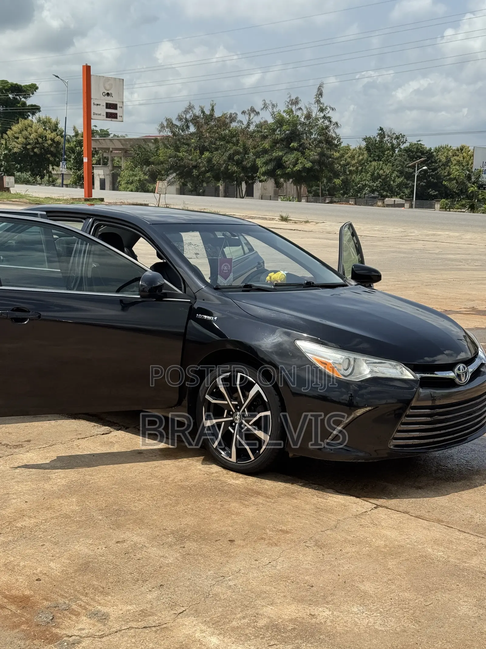 Toyota Camry 2016 Black