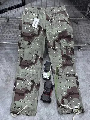 Men’S Camo Baggy / Cargo Jeans Joggers ( Size 30 - 38 )