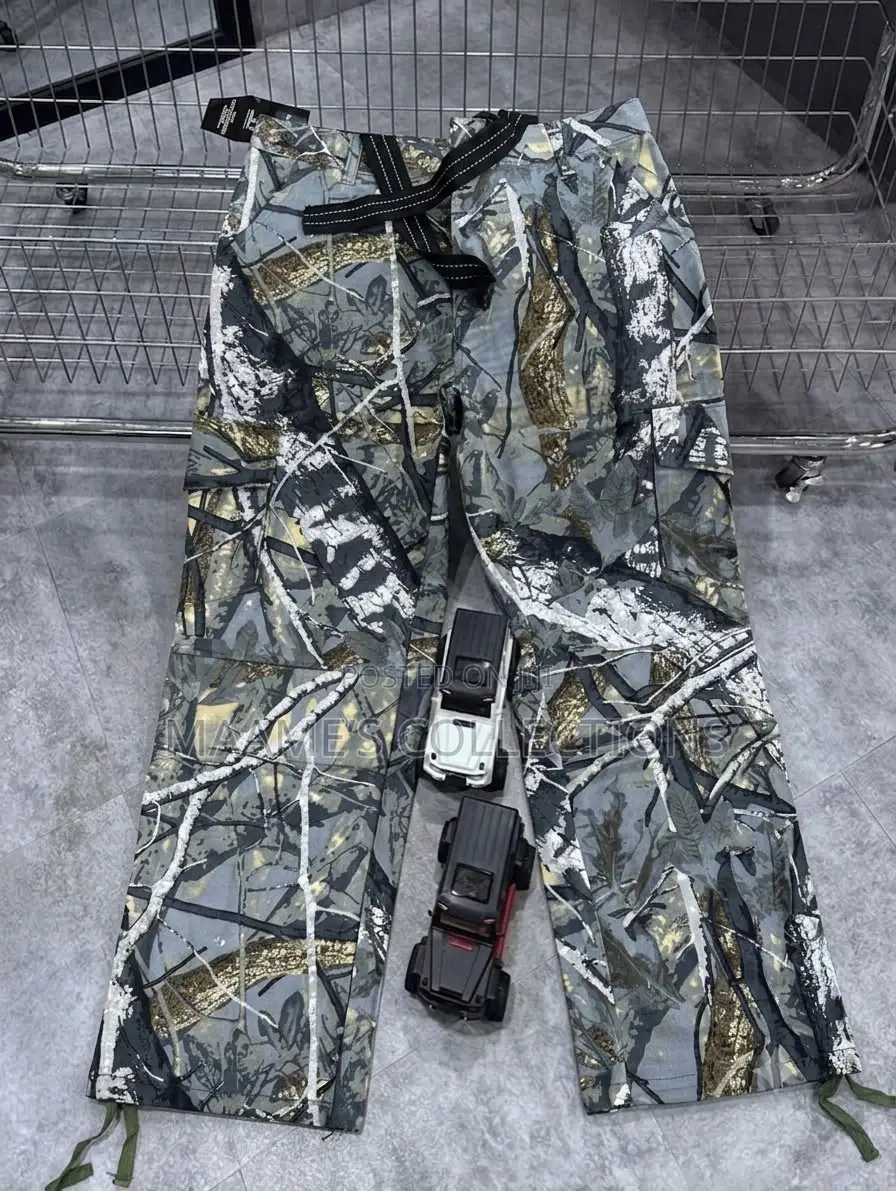 Men’S Camo Baggy / Cargo Jeans Joggers ( Size 30 - 38 )