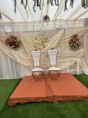 Engagement Decor