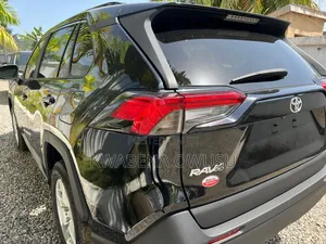 Toyota RAV4 2020 Black