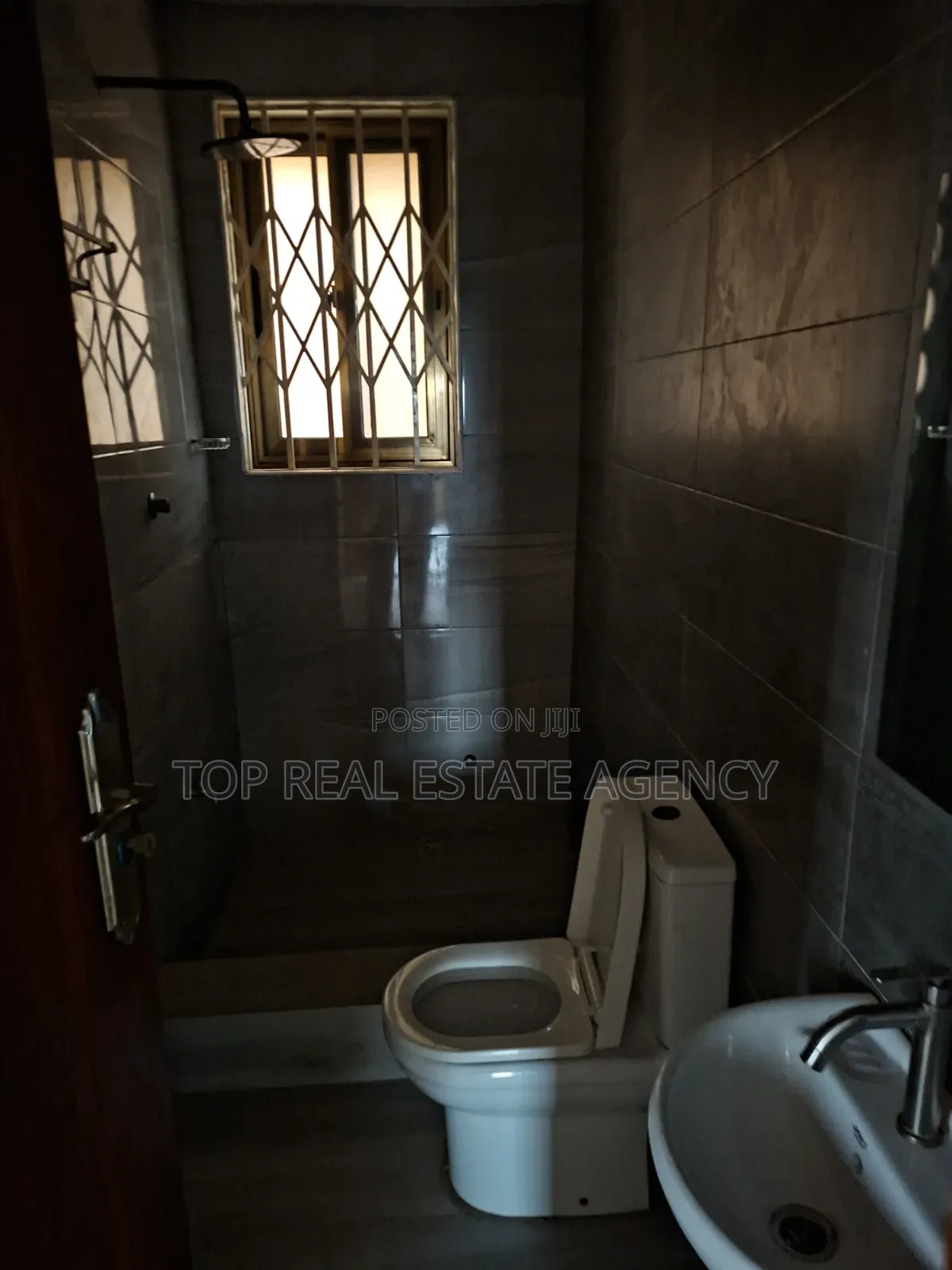 2bdrm Apartment in ,, Kente, Ga East Municipal for rent