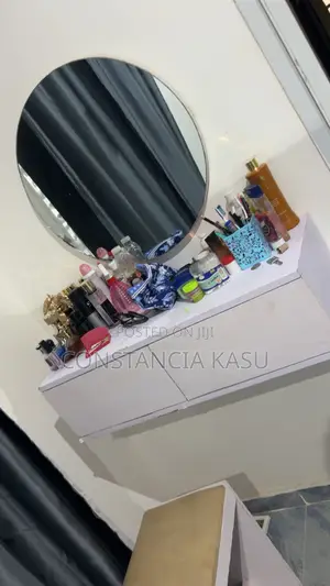 Dresser Set
