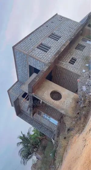 4bdrm Apartment in N/A, Amasaman for sale