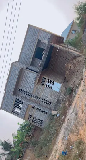 4bdrm Apartment in N/A, Amasaman for sale