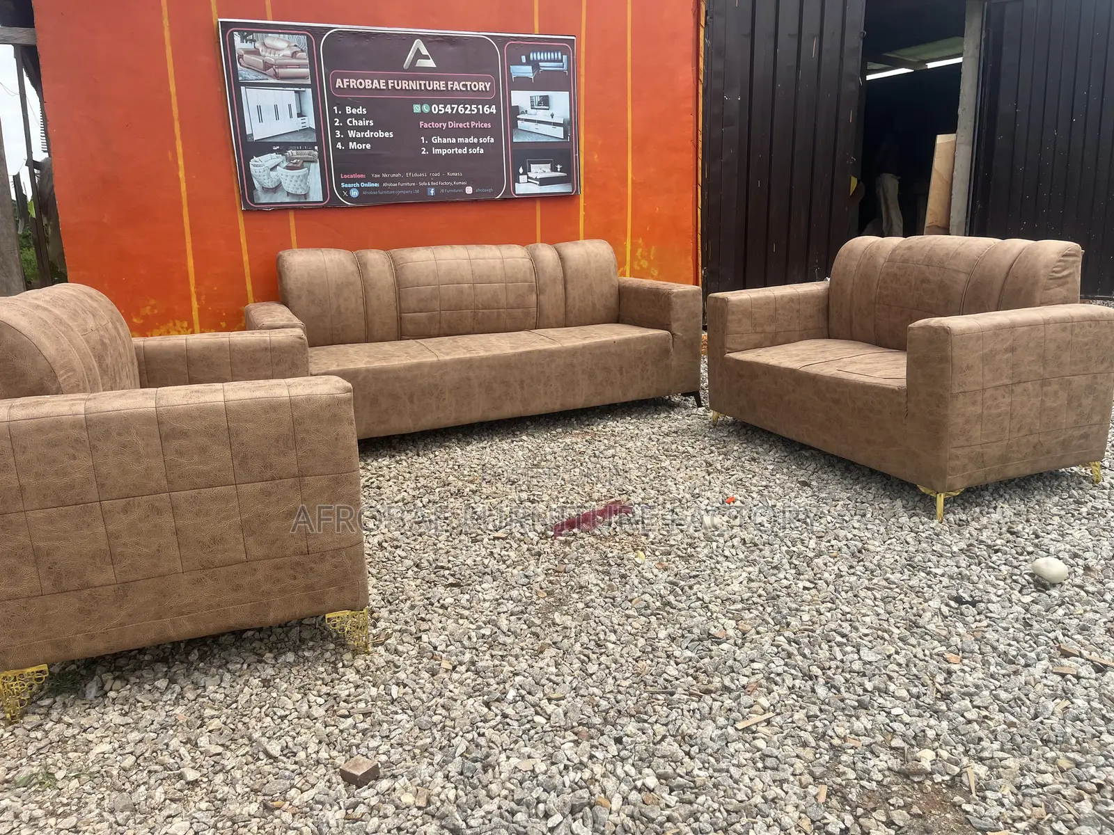 Cash and Carry Full Set Exactly as Seen Modern and Durable