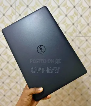 Laptop Dell Latitude 3590 12GB Intel Core i7 HDD+SSD 500GB