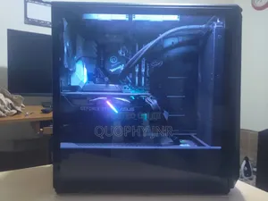 Desktop Computer Asus 16GB AMD Ryzen 7 SSD 512GB