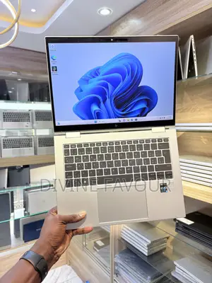 New Laptop HP EliteBook x360 1040 G9 16GB Intel Core i7 SSD 512GB