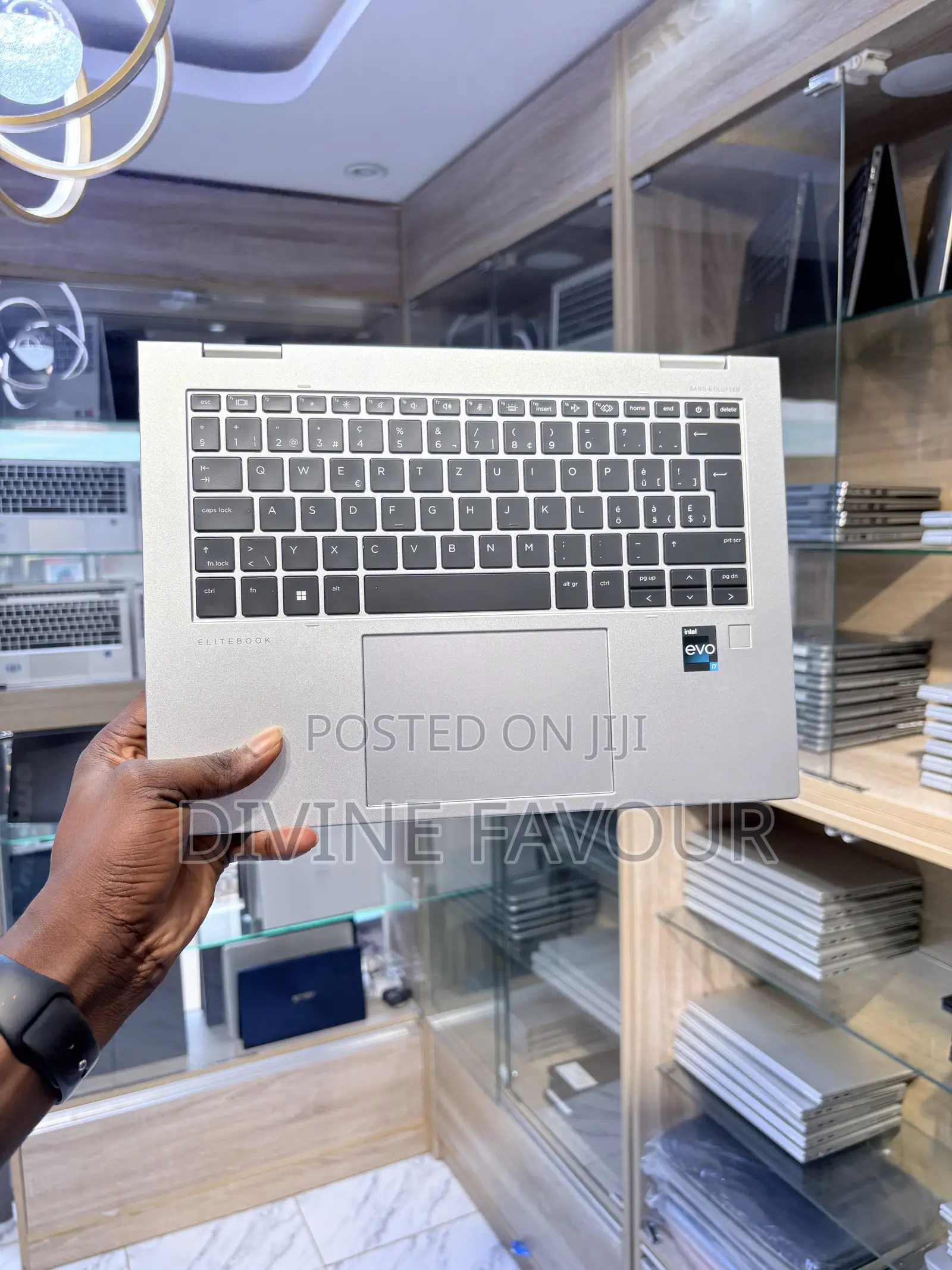 New Laptop HP EliteBook x360 1040 G9 16GB Intel Core i7 SSD 512GB