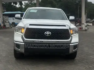 Toyota Tundra SR 2021 White