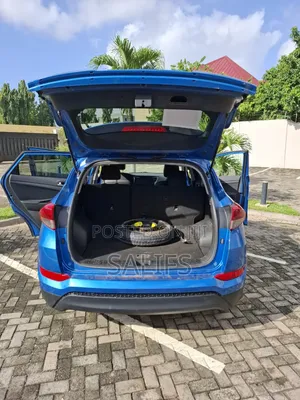 Hyundai Tucson 2017 Blue