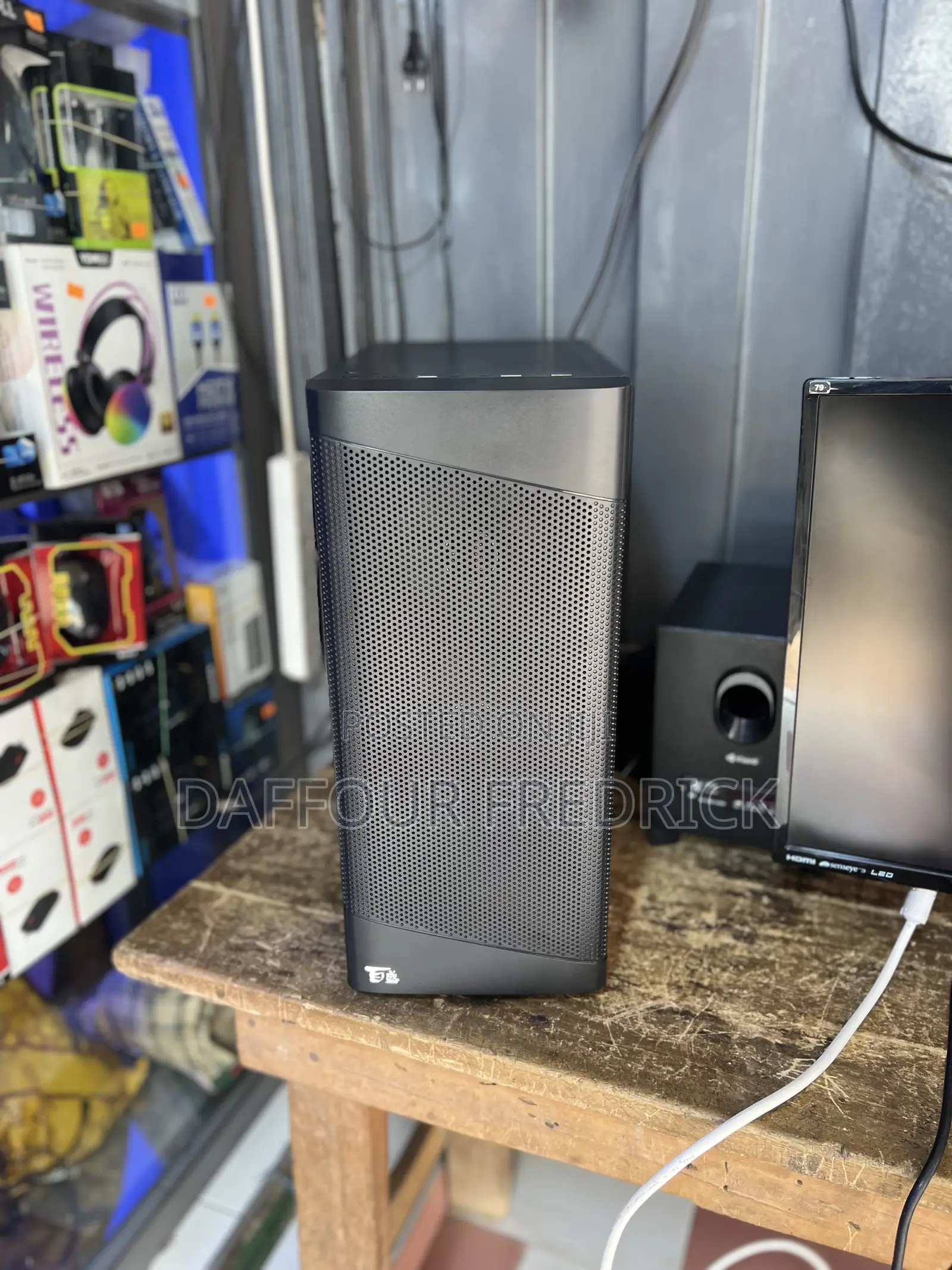 Desktop Computer Asus 32GB Intel Core i5 HDD+SSD 1T