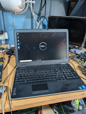 Laptop Dell Latitude E6540 8GB Intel Core i7 HDD 4T