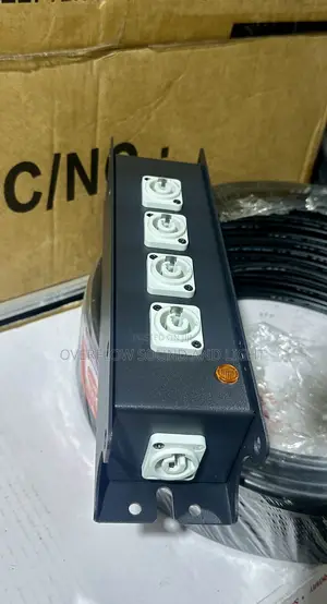 Powercon Power Splitter Box