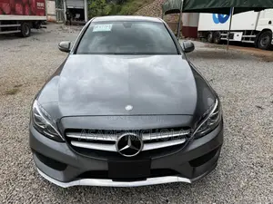 Mercedes-Benz C300 2018 Gray