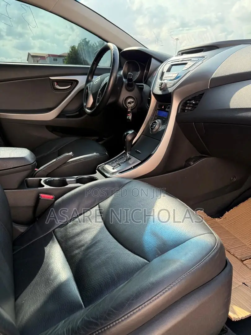 Hyundai Elantra 2016 Gray