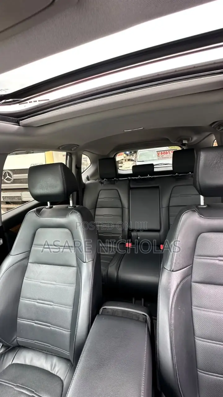 Honda CR-V 2019 Silver