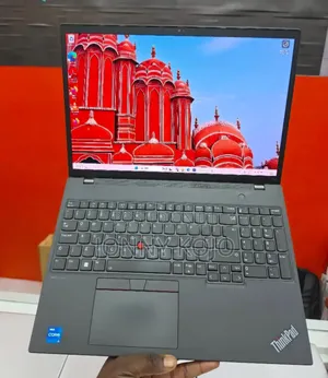 Laptop Lenovo ThinkPad E16 Gen 3 16GB Intel Core i5 SSD 256GB
